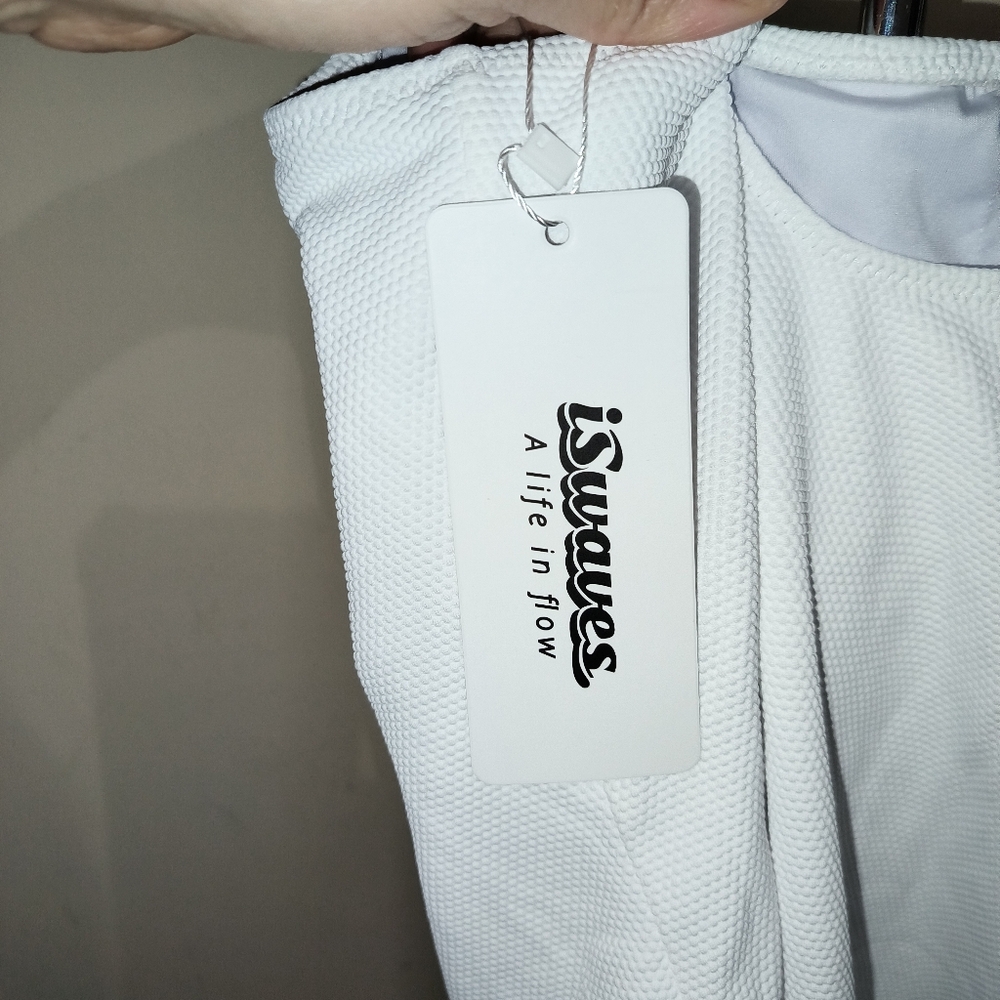 One piece white high cut swimsuit - Picture 3 of 6
